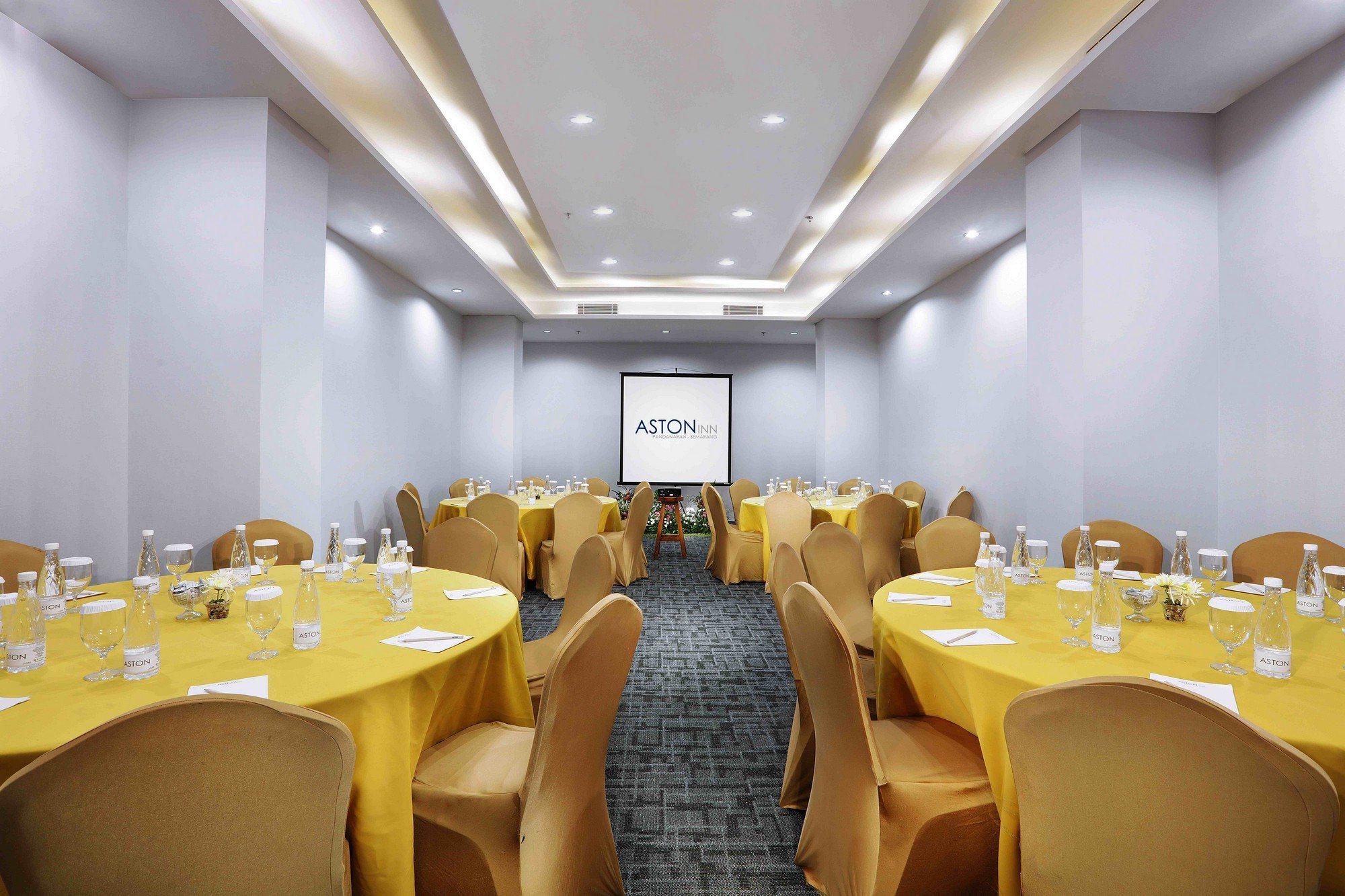 Aston Pandanaran Hotel 4*
