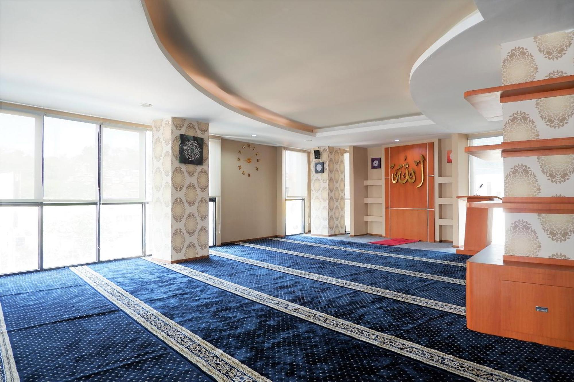 Aston Pandanaran 4* Semarang