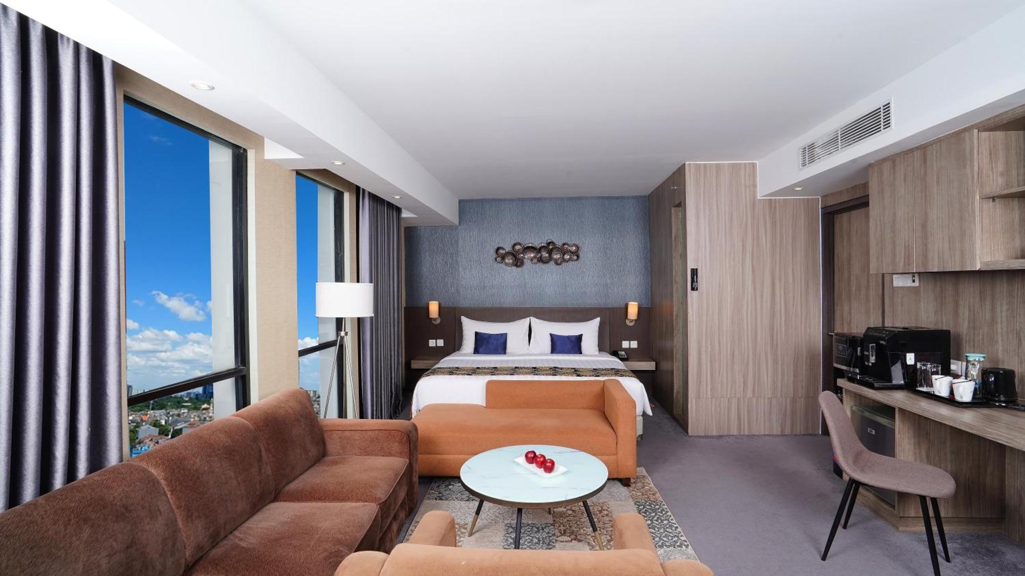 Hotel Aston Pandanaran