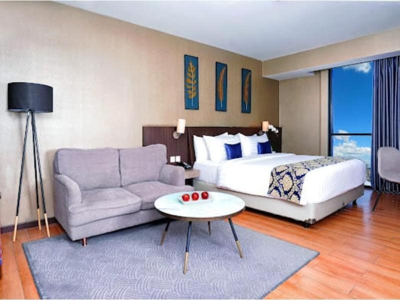 Hotel Aston Pandanaran 4*