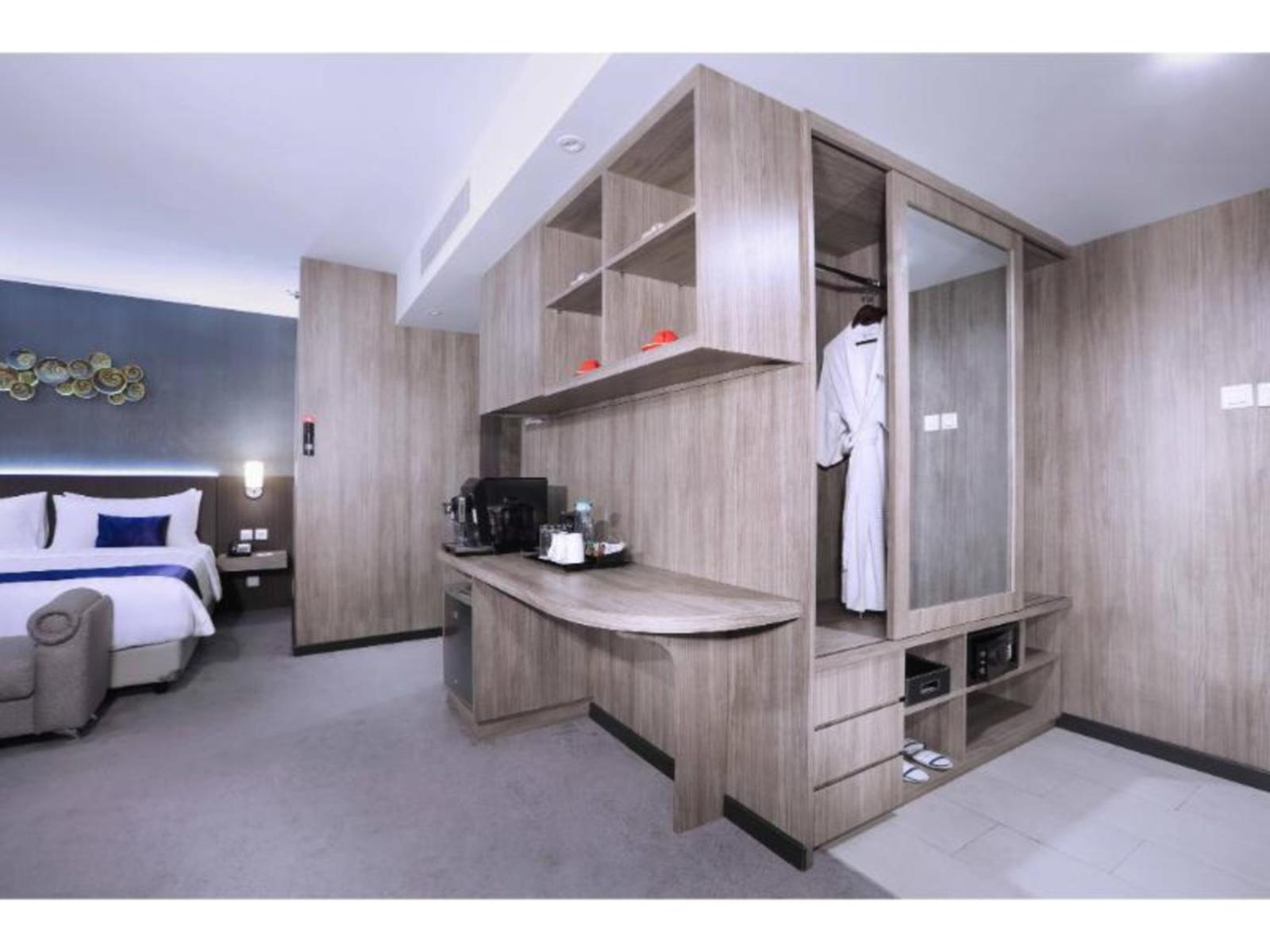 Aston Pandanaran 4* Semarang