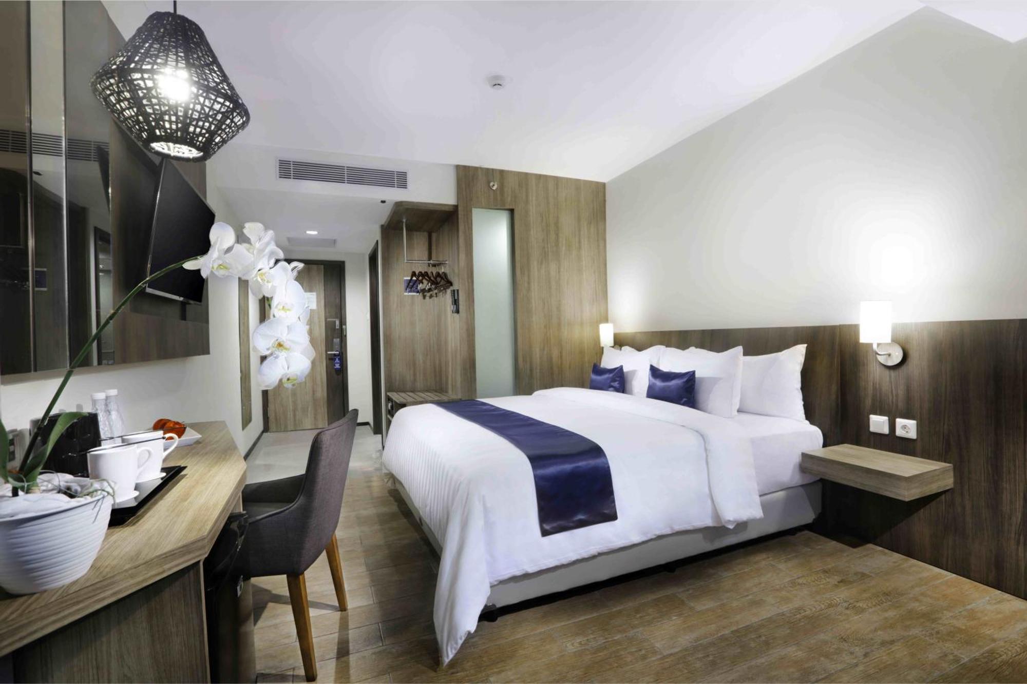 Aston Pandanaran 4*
